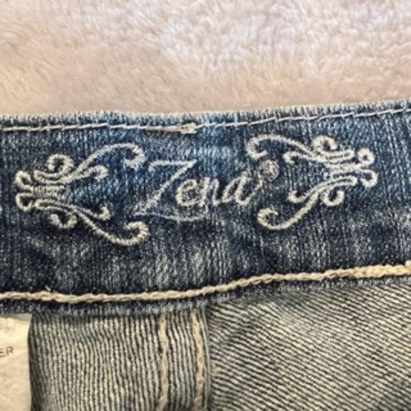 Zena Women's Embroidered Jeans 4 - Picture 11 of 14